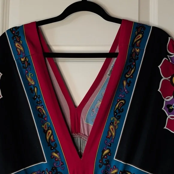 Bailey Blue Vibrant Multicolor V-Neck Beach/Pool Dress - Picture 5 of 10